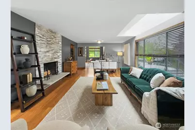 19607 136th Place SE, Renton, WA 98058 - Photo 6