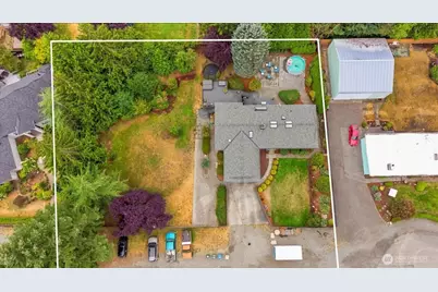 19607 136th Place SE, Renton, WA 98058 - Photo 36