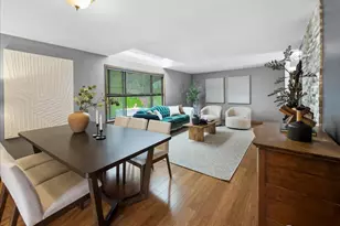 19607 136th Pl SE, Renton, WA 98058 - Photo 8