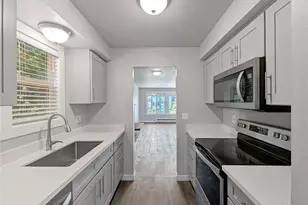 5954 Fauntleroy Wy SW, Seattle, WA 98136 - Photo 10