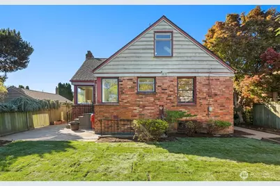 7812 Stone Avenue N, Seattle, WA 98103 - Photo 24