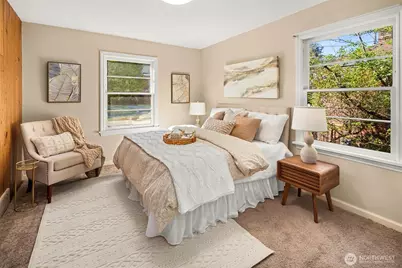 7812 Stone Avenue N, Seattle, WA 98103 - Photo 10