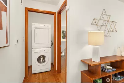 11040 Alton Avenue NE, Seattle, WA 98125 - Photo 12