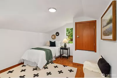 11040 Alton Avenue NE, Seattle, WA 98125 - Photo 22