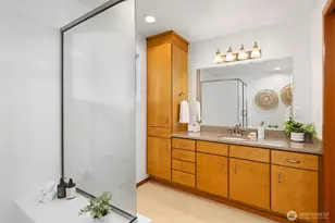 11040 Alton Ave NE, Seattle, WA 98125 - Photo 10