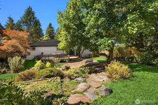 11040 Alton Ave NE, Seattle, WA 98125 - Photo 32