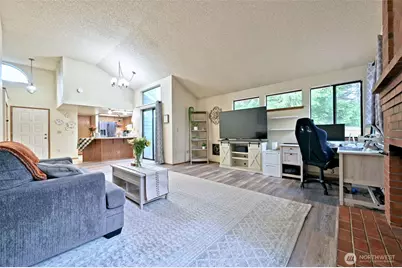 7601 Colony Court NE, Bremerton, WA 98311 - Photo 10