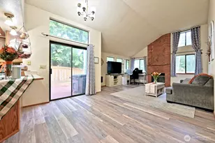 7601 Colony Ct NE, Bremerton, WA 98311 - Photo 6