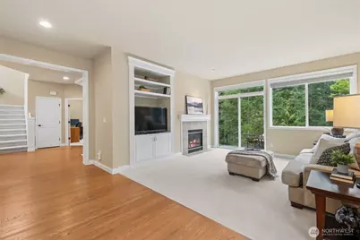 6701 W Crest View Loop SE, Snoqualmie, WA 98065 - Photo 10