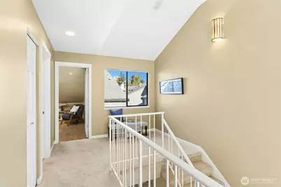 6 Lake Bellevue Drive #209, Bellevue, WA 98005 - Photo 26