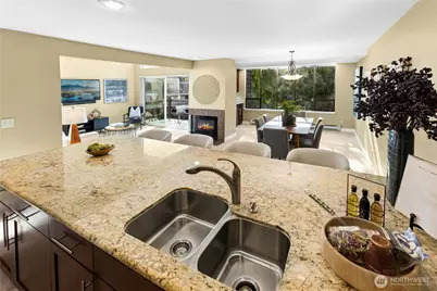 6 Lake Bellevue Drive #209, Bellevue, WA 98005 - Photo 4