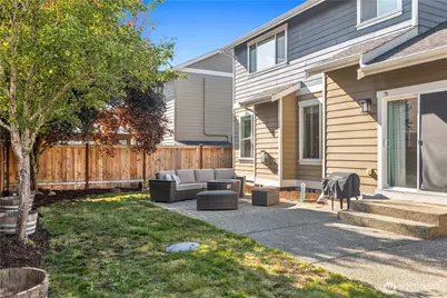 18330 121st Street E, Bonney Lake, WA 98391 - Photo 32