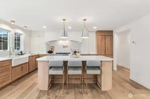 16839 NE 18th St, Bellevue, WA 98008 - Photo 8