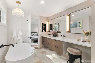 16839 NE 18th Street, Bellevue, WA 98008 - Photo 20