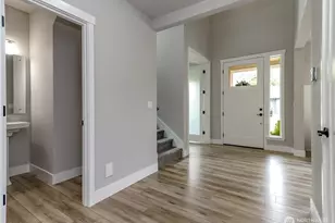 18314 133rd St E, Bonney Lake, WA 98391 - Photo 2