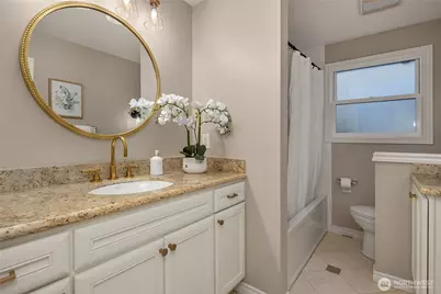 4706 48th Avenue NE, Seattle, WA 98105 - Photo 16