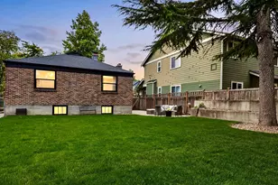 4706 48th Ave NE, Seattle, WA 98105 - Photo 26