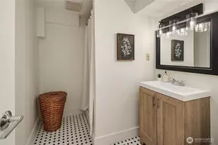 4706 48th Ave NE, Seattle, WA 98105 - Photo 22