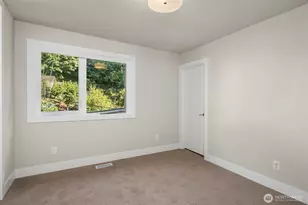 12409 68th Ave NE, Kirkland, WA 98034 - Photo 26