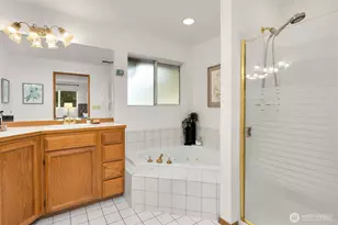 10611 NE 193rd St, Bothell, WA 98011 - Photo 18