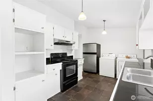 12220 NE 73rd St, Kirkland, WA 98033 - Photo 8