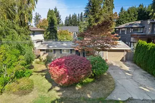 12220 NE 73rd St, Kirkland, WA 98033 - Photo 32