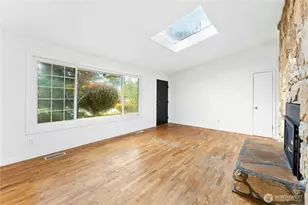 12220 NE 73rd St, Kirkland, WA 98033 - Photo 4