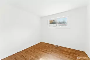 12220 NE 73rd St, Kirkland, WA 98033 - Photo 10