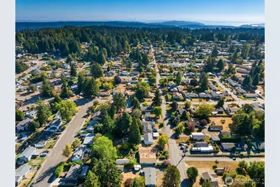 1322 Ivy Road, Bremerton, WA 98310 - Photo 32
