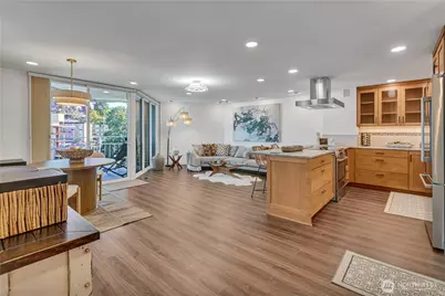 9500 Rainier Avenue S #508, Seattle, WA 98118 - Photo 2