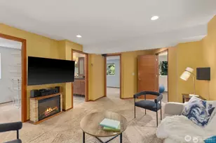 8618 NE 143rd St, Kirkland, WA 98034 - Photo 14