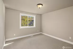 12103 SE 84th Pl, Newcastle, WA 98056 - Photo 26