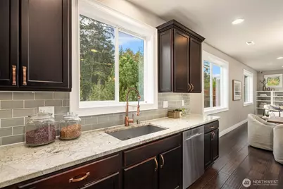 12103 SE 84th Place, Newcastle, WA 98056 - Photo 16