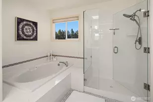 26038 SE 38th St, Sammamish, WA 98029 - Photo 24