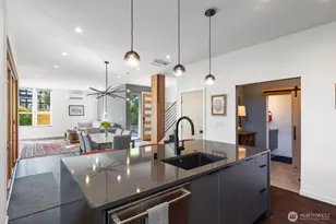 2604 E Ward St, Seattle, WA 98112 - Photo 12