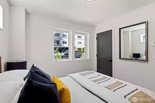4432 Dayton Ave N, Seattle, WA 98103 - Photo 8