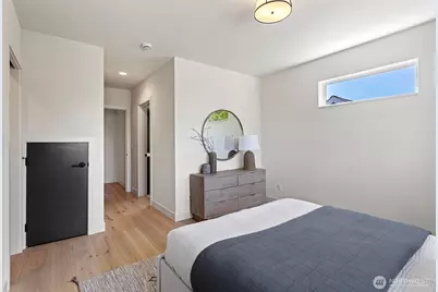 4432 Dayton Avenue N, Seattle, WA 98103 - Photo 32