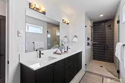 4432 Dayton Avenue N, Seattle, WA 98103 - Photo 34