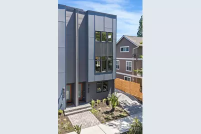 4432 Dayton Avenue N, Seattle, WA 98103 - Photo 4