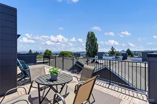 4432 Dayton Ave N, Seattle, WA 98103 - Photo 38