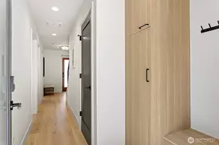 4432 Dayton Ave N, Seattle, WA 98103 - Photo 12
