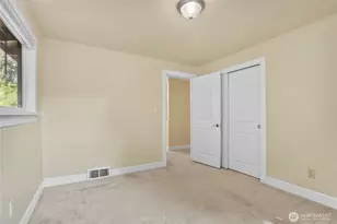 8003 NE 203rd St, Kenmore, WA 98028 - Photo 10