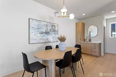4430 Dayton Avenue N, Seattle, WA 98103 - Photo 18