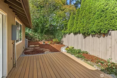 1635 180th Avenue NE, Bellevue, WA 98008 - Photo 16