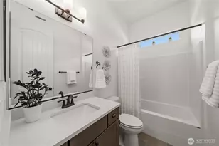 15412 Paradise Rdg E, Bonney Lake, WA 98391 - Photo 22