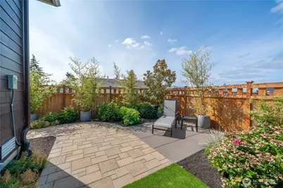 15412 Paradise Ridge E, Bonney Lake, WA 98391 - Photo 6