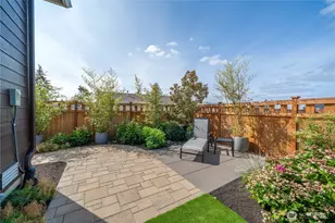 15412 Paradise Rdg E, Bonney Lake, WA 98391 - Photo 6