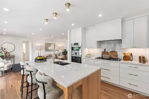 12009 Palatine Ave N, Seattle, WA 98133 - Photo 6