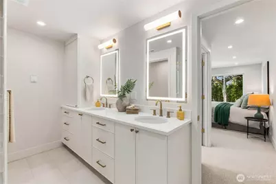 12009 Palatine Avenue N, Seattle, WA 98133 - Photo 22