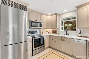 10515 12th Ave NW, Seattle, WA 98177 - Photo 10